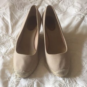 J. Crew tan espadrille wedge heels Sz 9